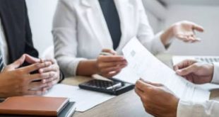 mengapa CV penting bagi pencari kerja dan informasi apa yang harus dicantumkan pelamar kerja dalam CV